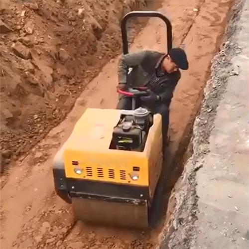 史低价格+免费试玩：《使命呼唤：黑色举动7》现已敞开年底大促